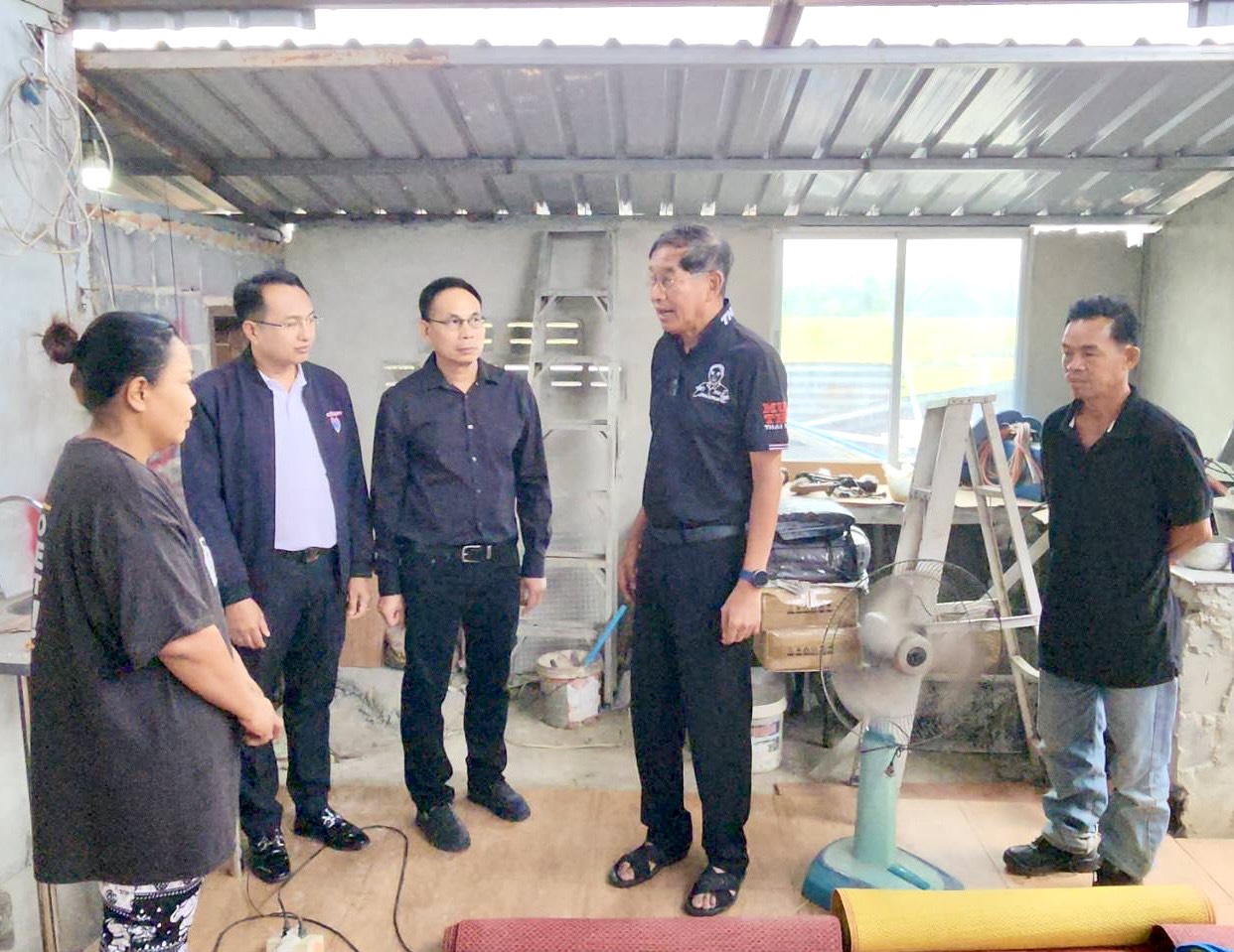 ปทุมธานี นายกแจ็สรวมคนปทุมสานฝันสร้างบ้านใหม่มอบให้แม่พลทหารวายุ ผู้เสียสละ พลีชีพรักษาแผ่นดิน