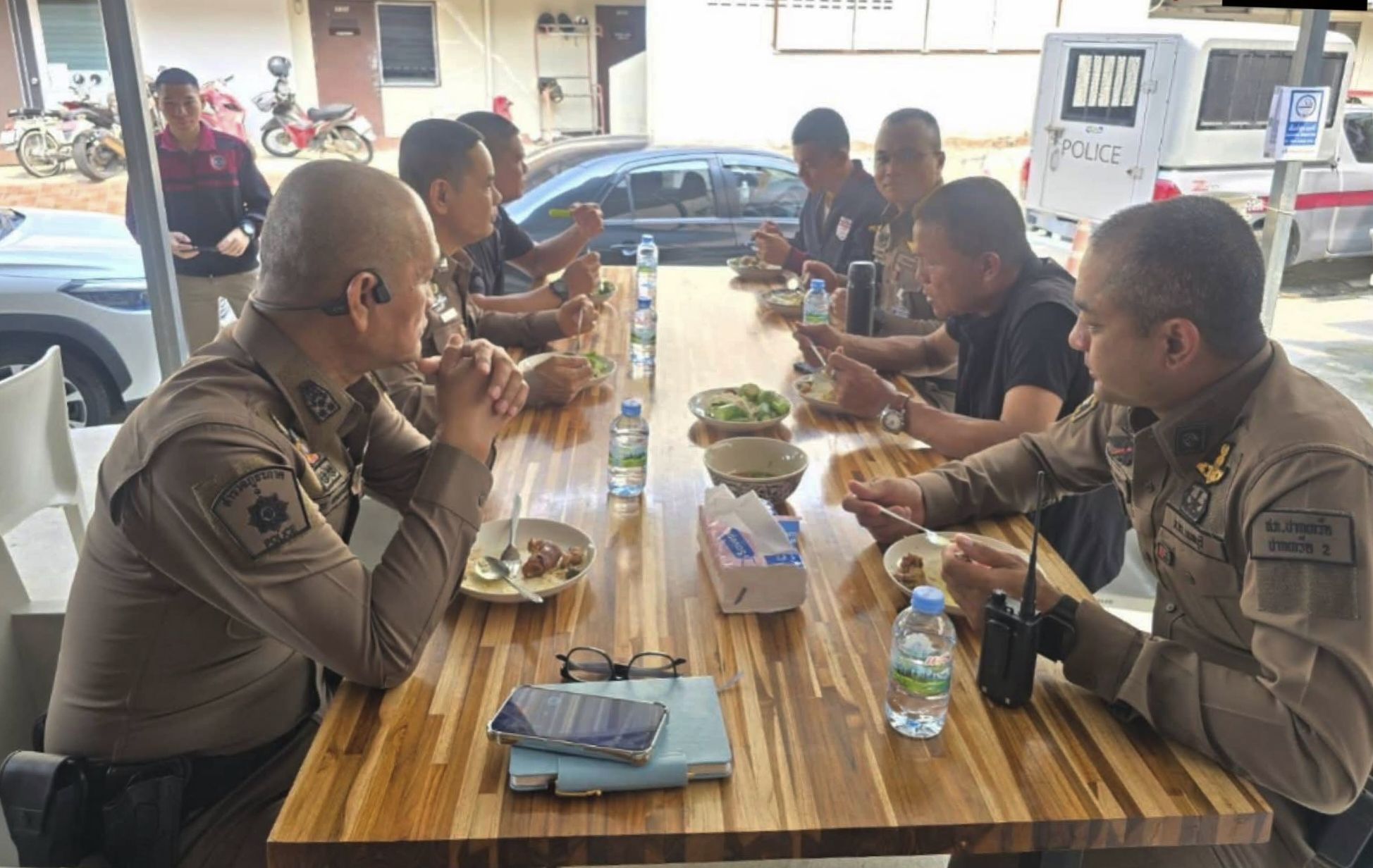 พ.ต.อ.อดิเรก ทองแกมแก้ว ผกก.สภ.ปากเกร็ด เปิดโครงการ “ครัวสวัสดิการ ปากเกร็ดแซ่บเว่อร์” อย่างเป็นทางการ ดูแลขวัญกำลังใจตำรวจ สภ.ปากเกร็ด