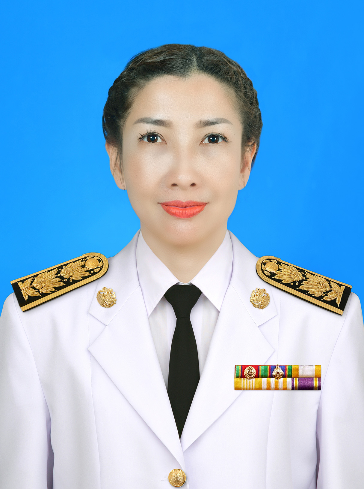 ผอ.รร.ราชประชานุเคราะห์ 22 จังหวัดแม่ฮ่องสอน ร่วมยินดี 2 นักเรียนหญิง ผ่านสอบชิงทุนหลักสูตรพยาบาลศาสตรบัณฑิต หลักสูตร 4 ปี โครงการพระเมตตาสมเด็จย่า